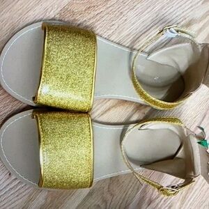 Good condition kids pineapple shoes